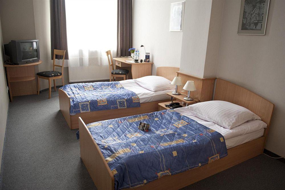Hotel Diament Economy Gliwice Eksteriør billede