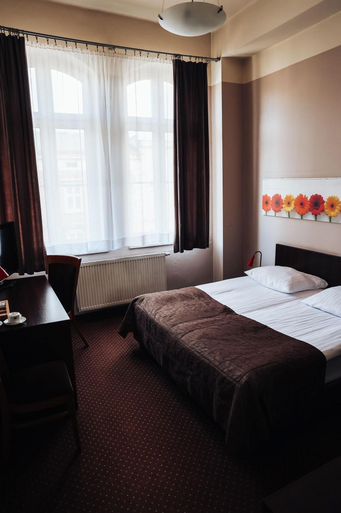 Hotel Diament Economy Gliwice Eksteriør billede