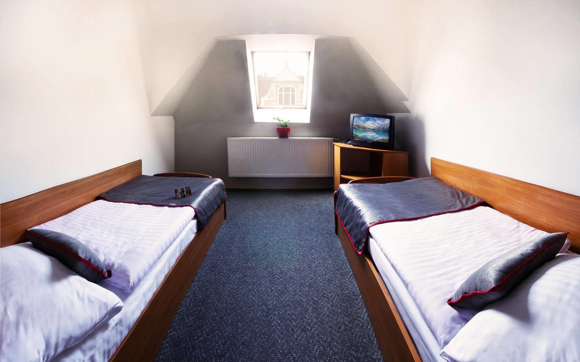 Hotel Diament Economy Gliwice Eksteriør billede