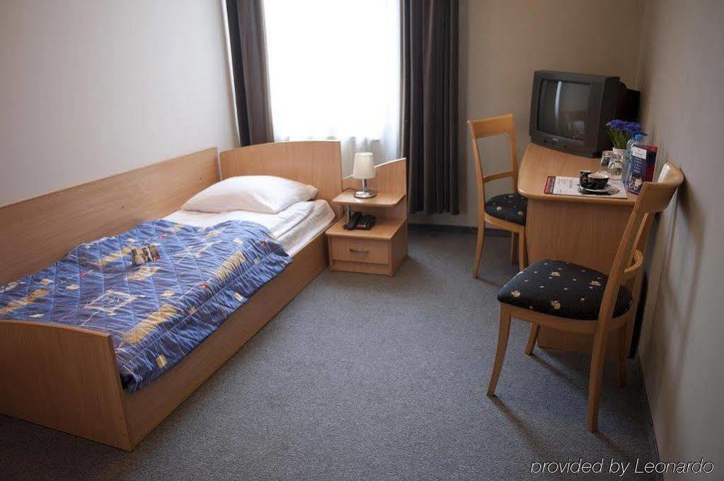 Hotel Diament Economy Gliwice Eksteriør billede